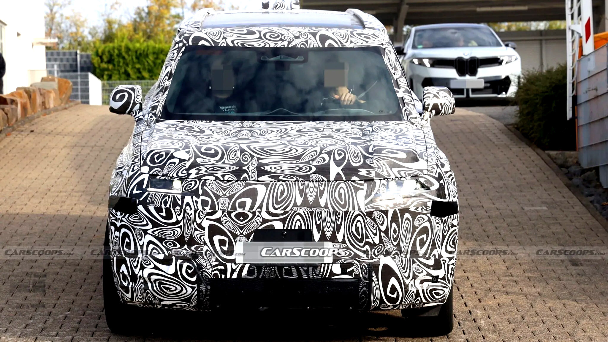 Land Rover’s Baby Defender Borrows A New But Old Design Trick From Big Brother