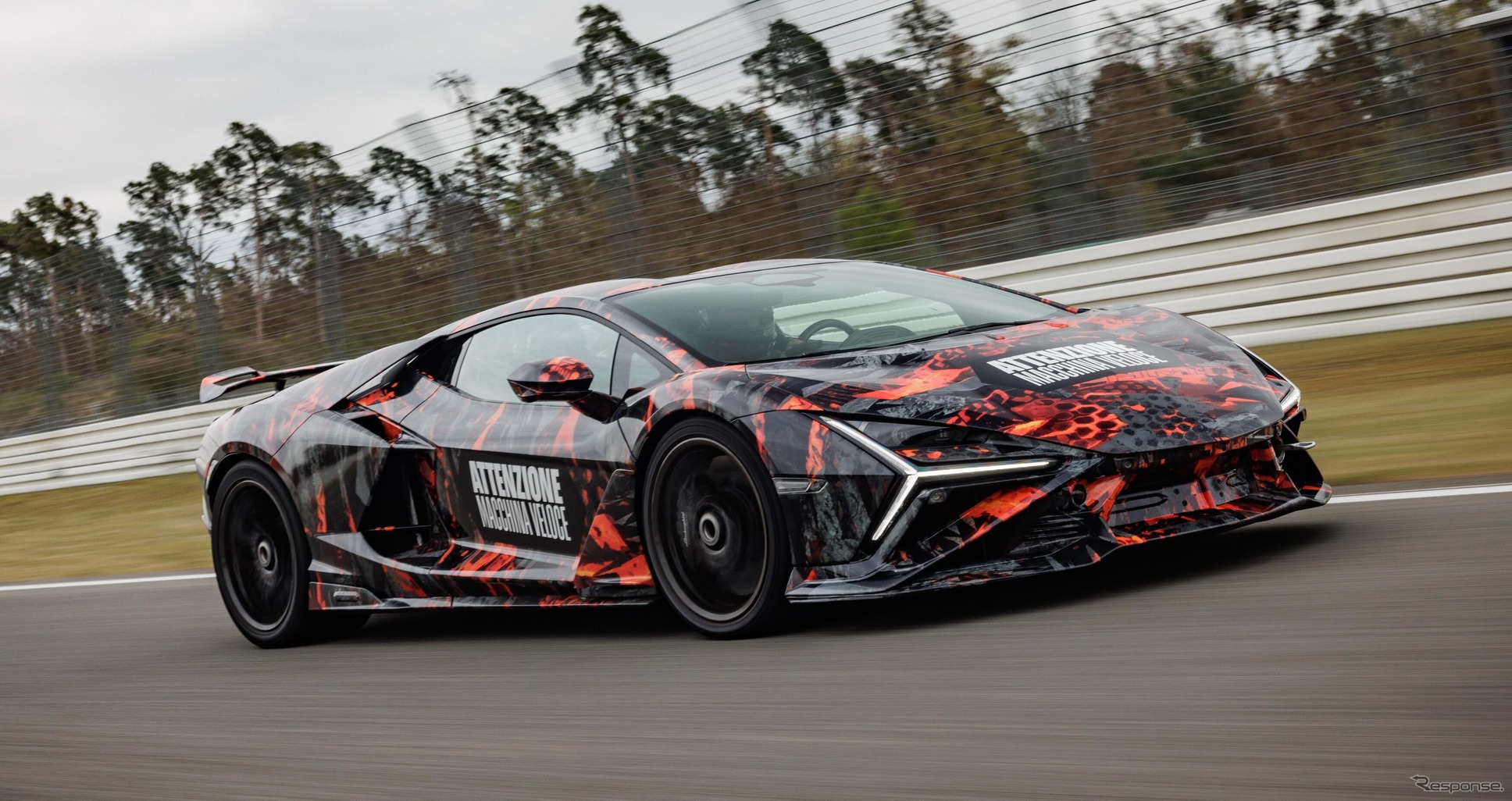 ランボルギーニ『レヴエルト』、高性能な「SV」が8月14日デビュー…ホッケンハイムリンクで市販車最速ラップ