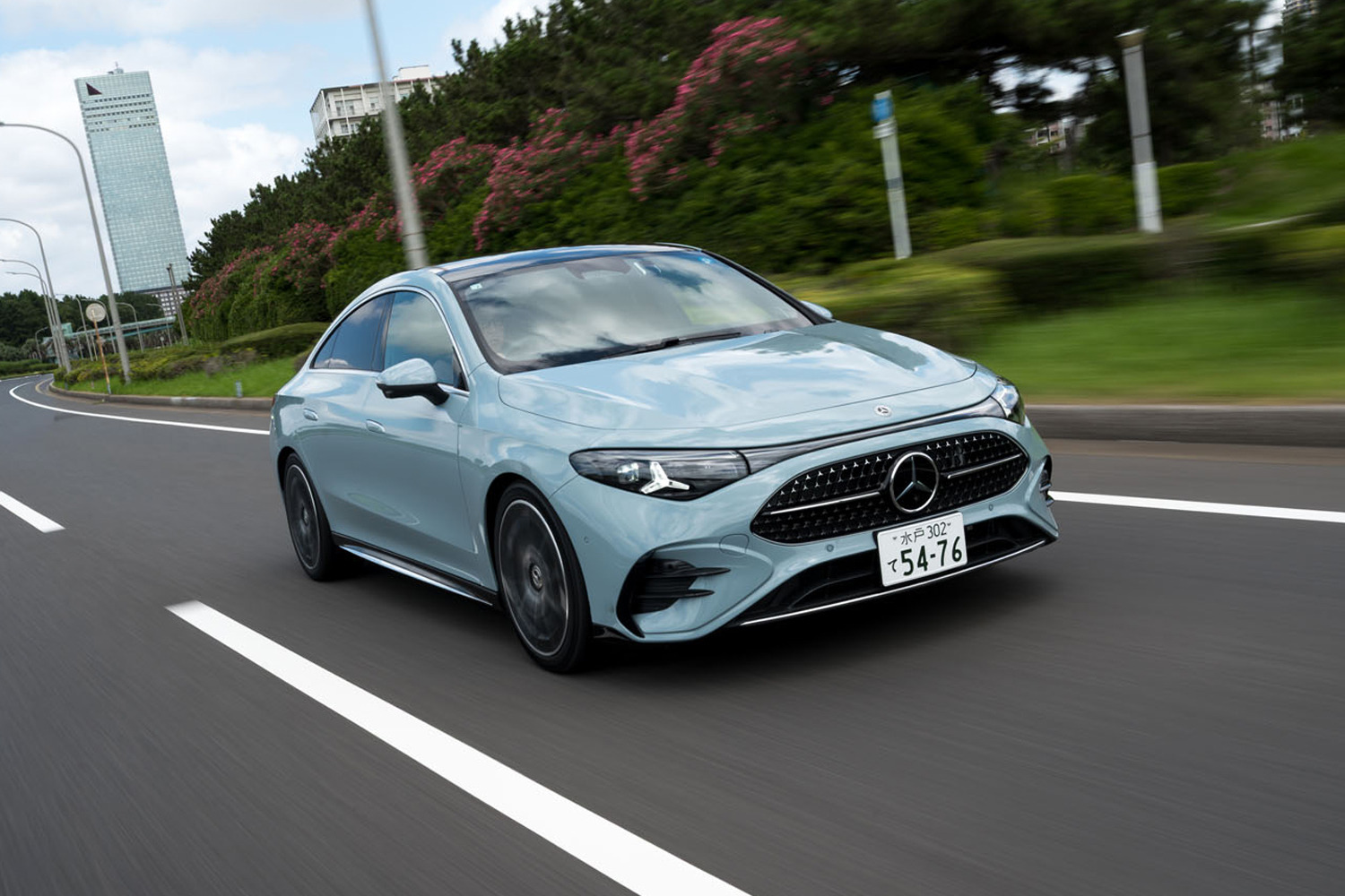 【メルセデスベンツ CLA 新型試乗】“BEV本命のシャシー”が生みだす乗り心地、FFらしからぬ操舵フィールに感激